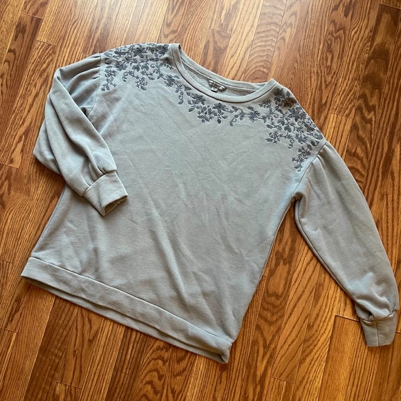 American Eagle Crewneck Sweater with Flower Embroidery and Puff Sleeve, Size L - Picture 1 of 4